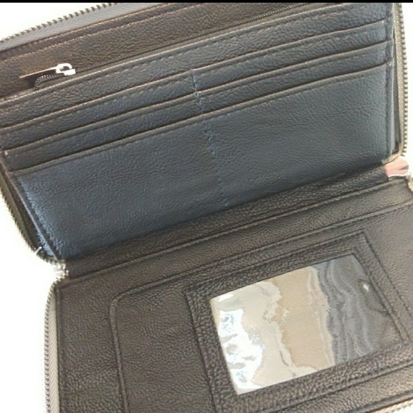 NWT BETSEY JOHNSON WRISTLET WALLET ORGANIZER CASE - Picture 4 of 5